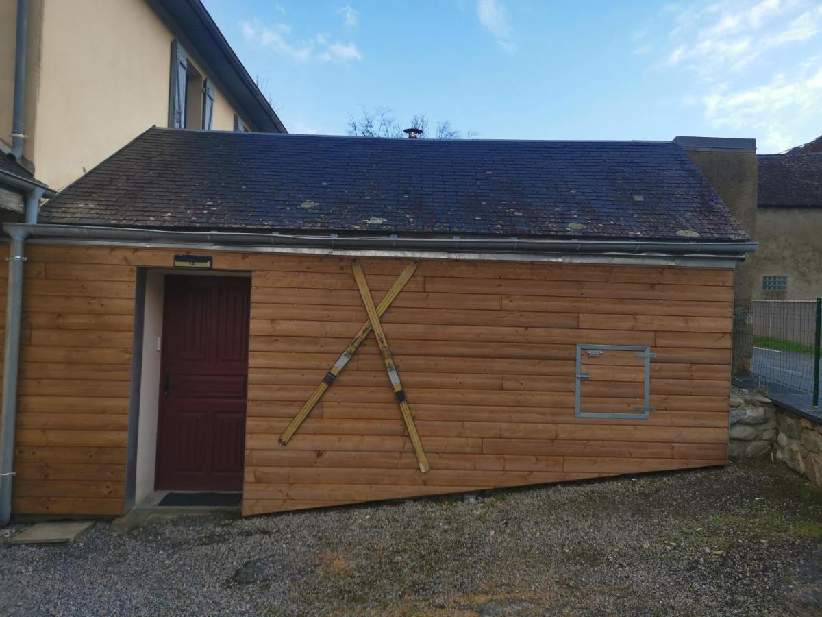 Gite Ha-Py Chalet Кампан Екстериор снимка