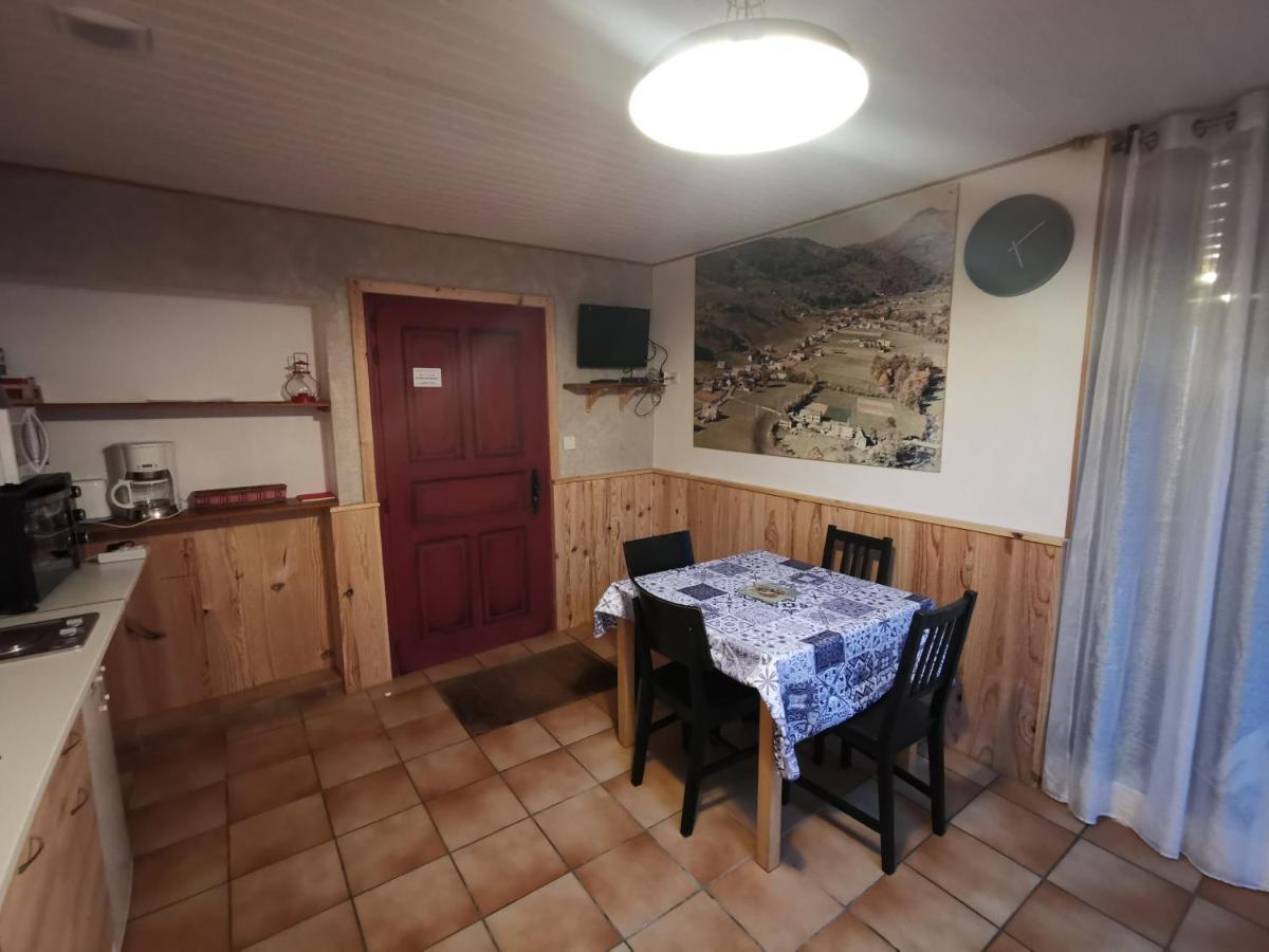 Gite Ha-Py Chalet Кампан Екстериор снимка