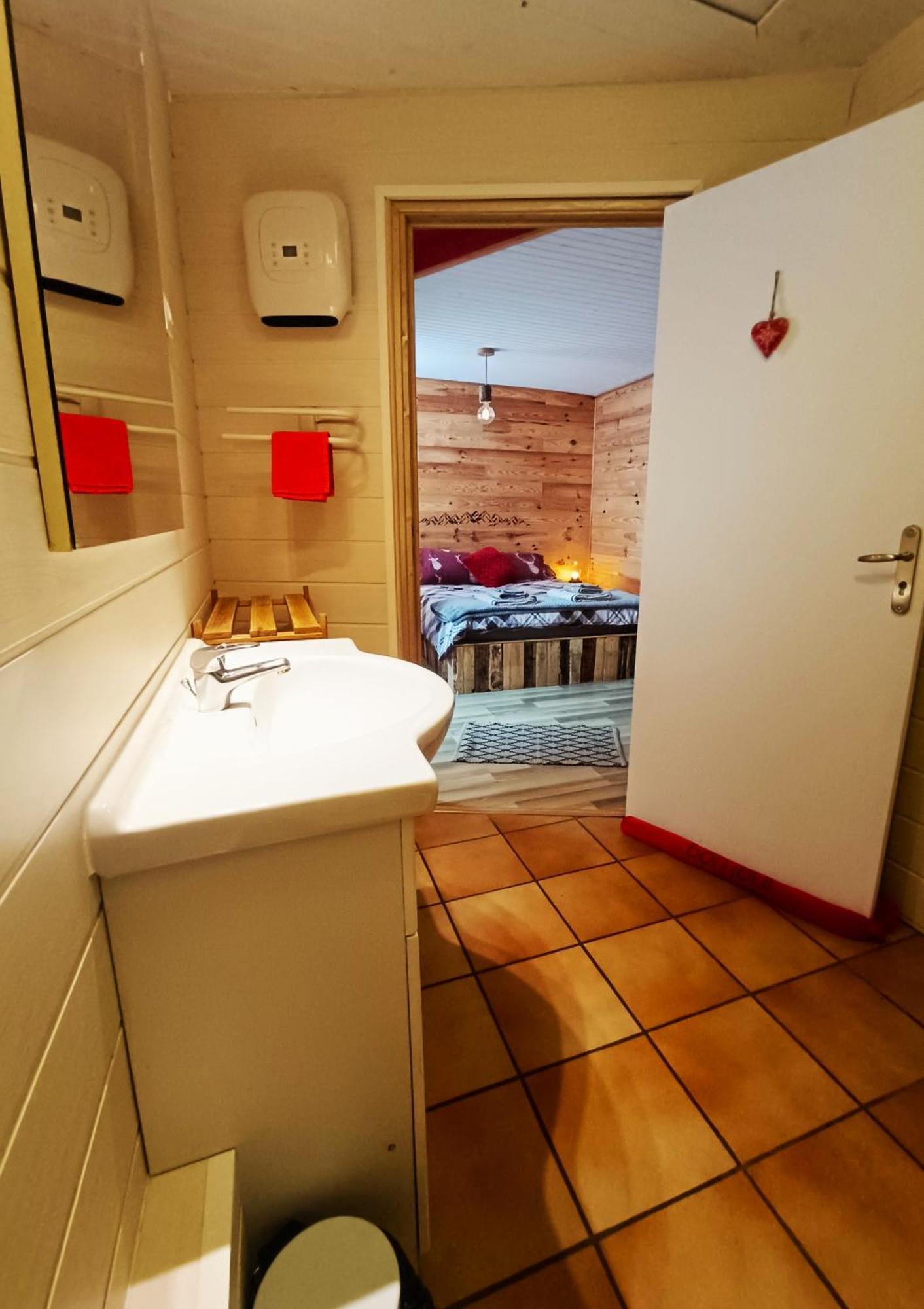 Gite Ha-Py Chalet Кампан Екстериор снимка